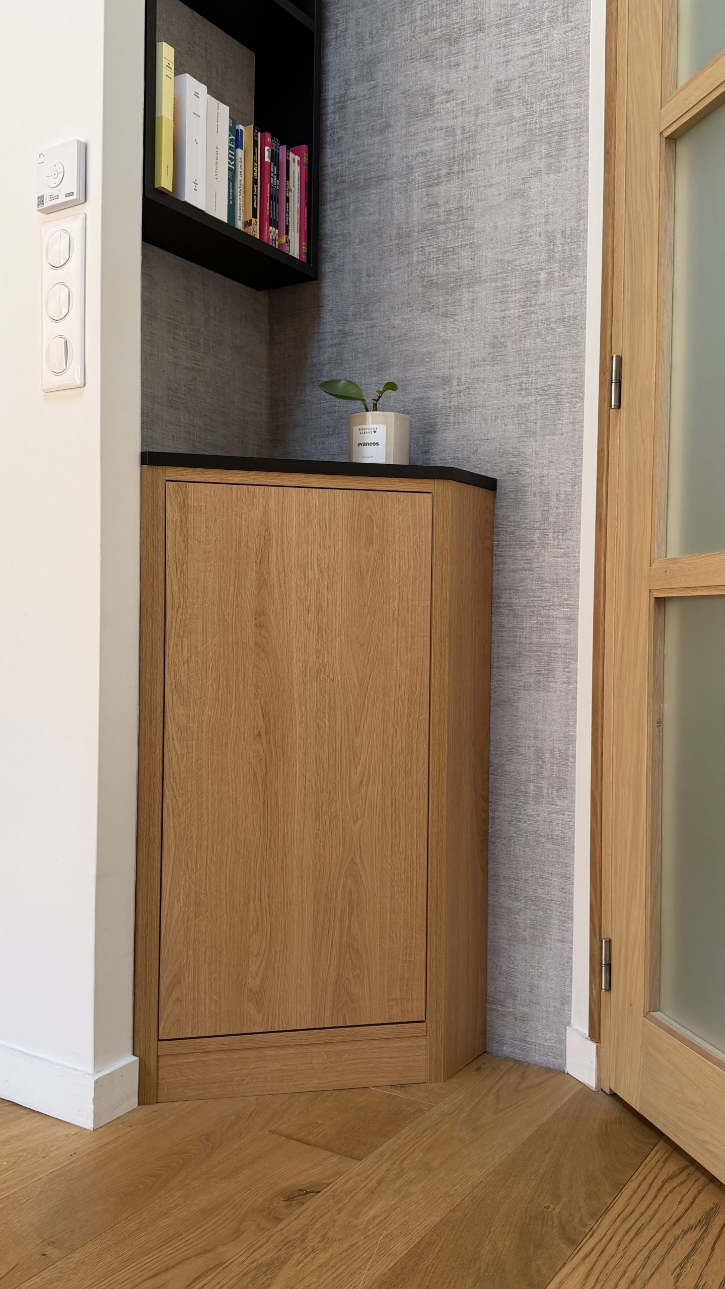 Meuble d'angle vue de face