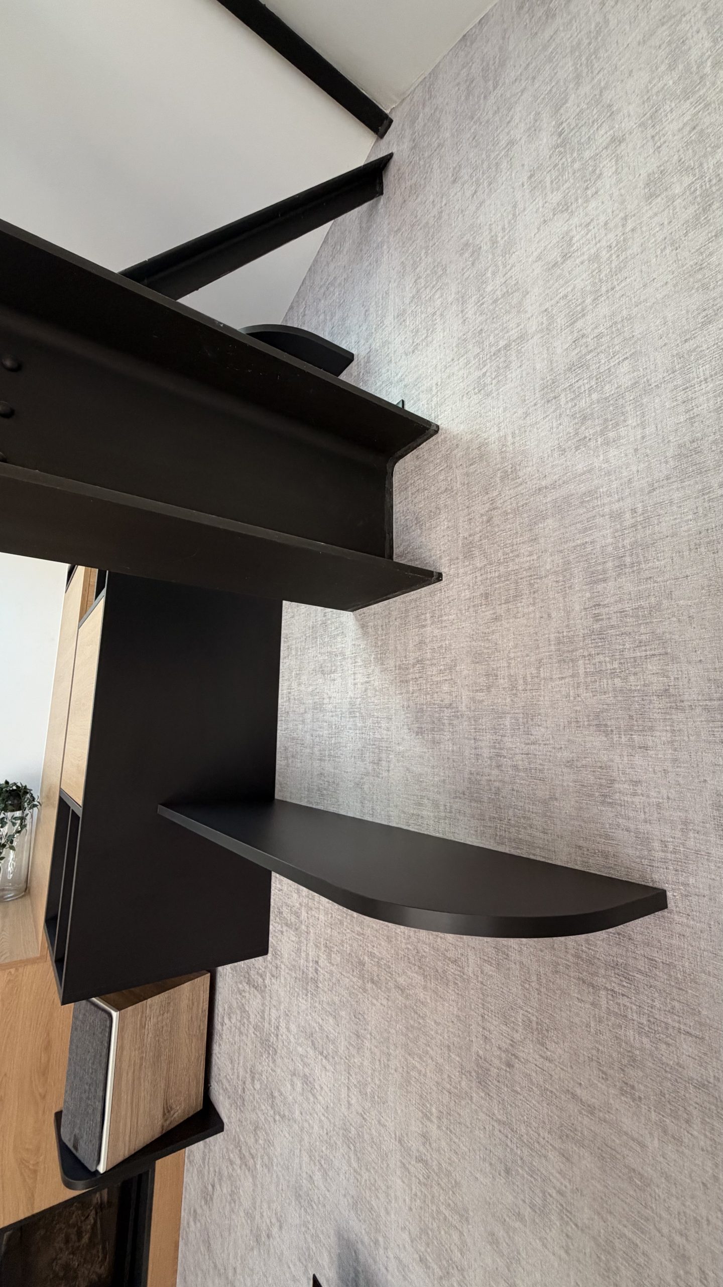 Etagere suspendu gauche